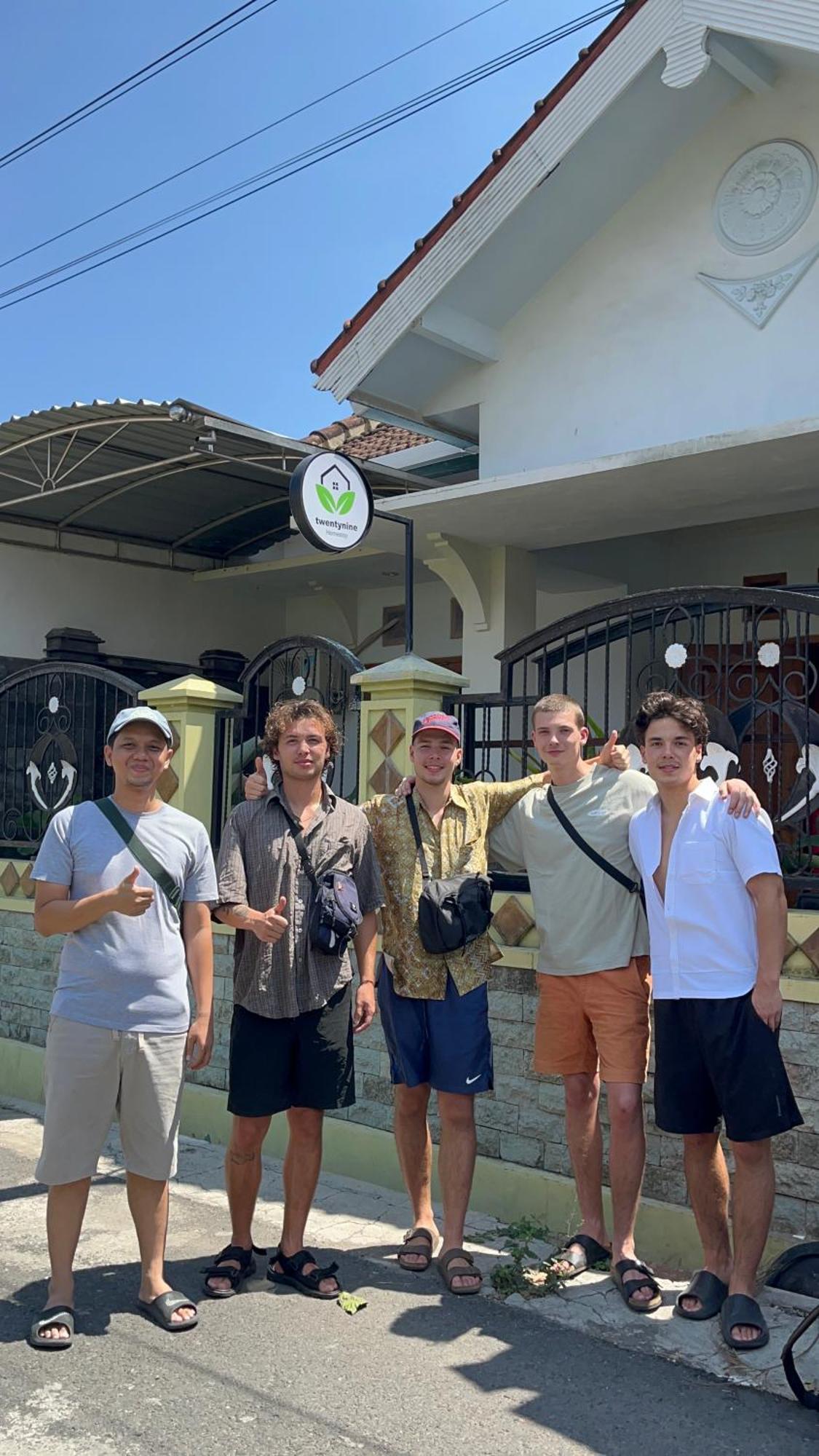 Twentynine Homestay Banyuwangi  Exterior foto